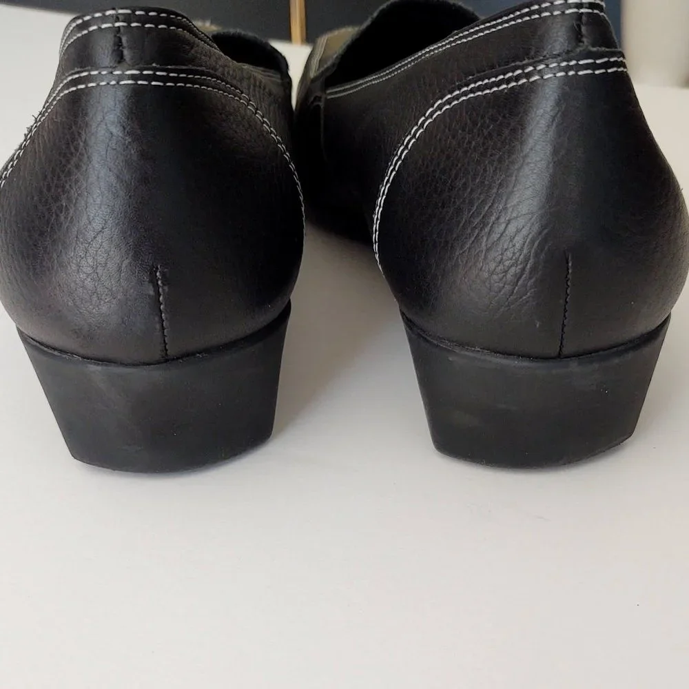 Black loafers with white contrast stitching 11 W